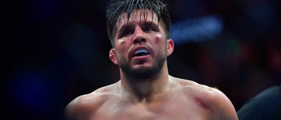 Henry Cejudo: Dricus Du Plessis slår både Pereira og Chimaev