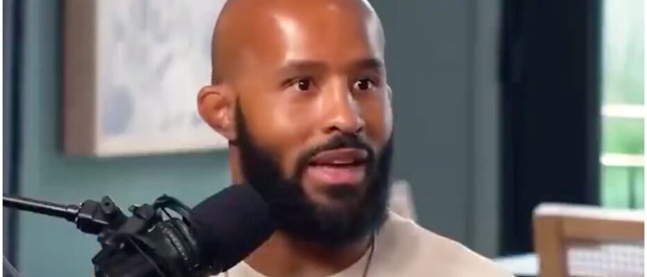 Demetrious Johnson åpner opp: “Vi spøker om det, men vi elsker ham”